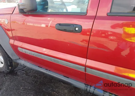 2007 Jeep Liberty Sport из США, поврежденный, VIN 1J4GL48K07W555955